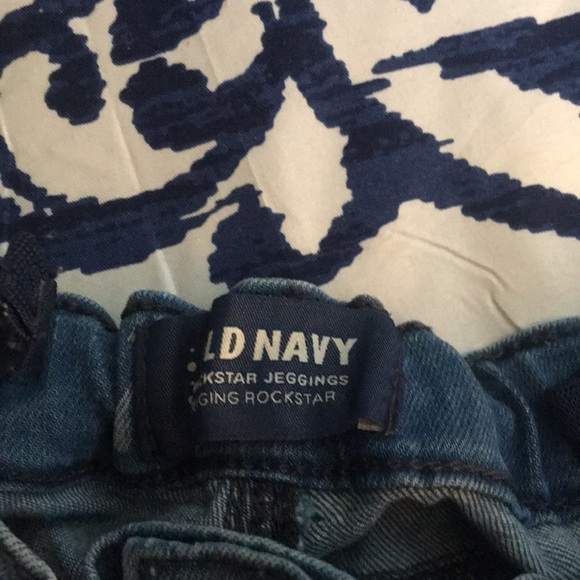 Old navy rockstar jeggings - Picture 2 of 4